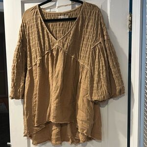 We The Free babydoll style top.New without tags.